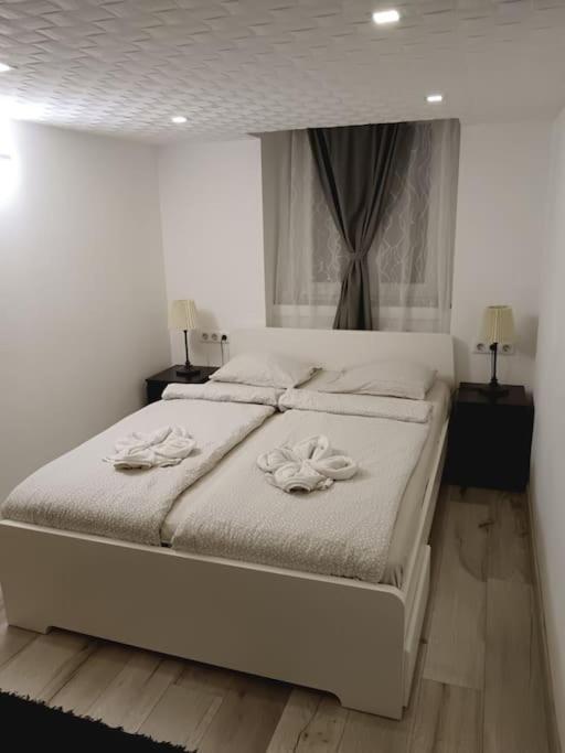 Apartamento Voeroesmarty Street Budapest