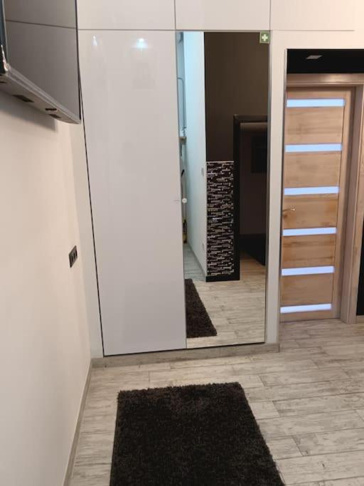 Apartamento Voeroesmarty Street *