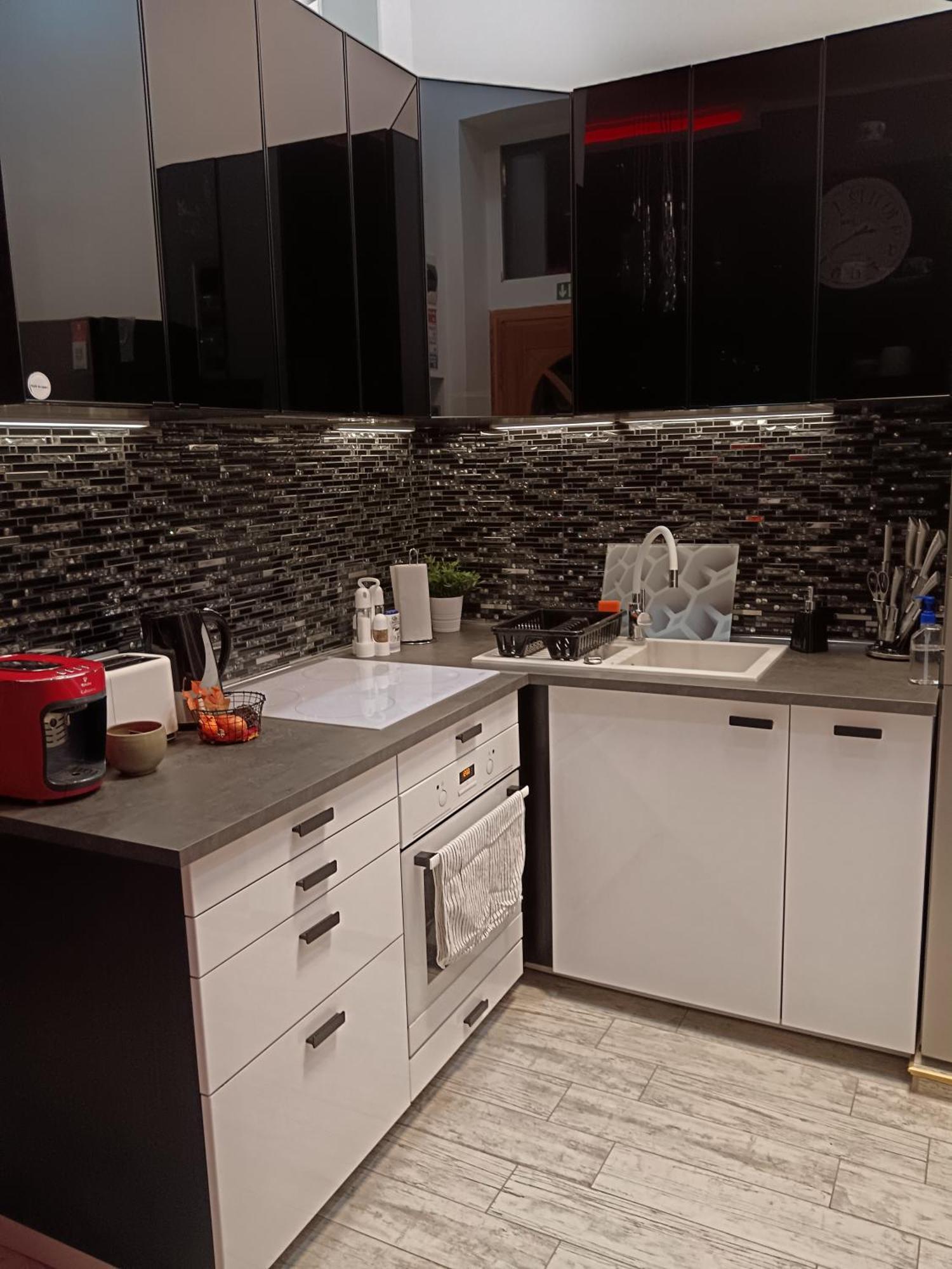 Apartamento Voeroesmarty Street *